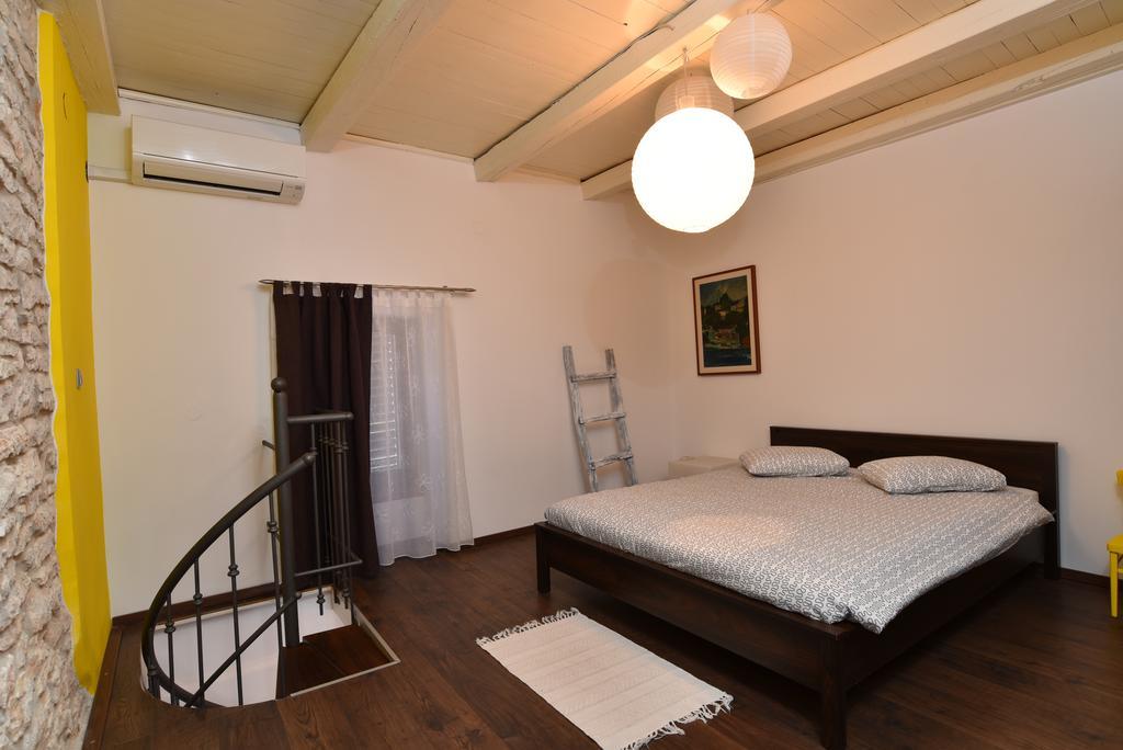 Holiday Home Brhanici Svetvinčenat Dış mekan fotoğraf